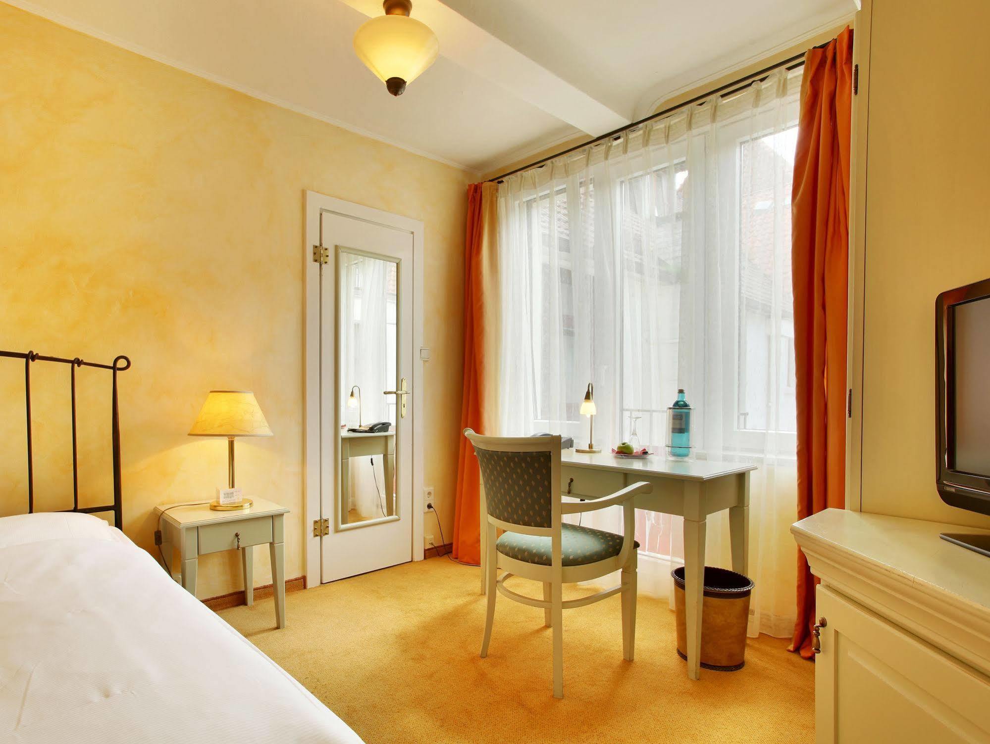 Hotel Bellmoor Im Dammtorpalais Αμβούργο Δωμάτιο φωτογραφία