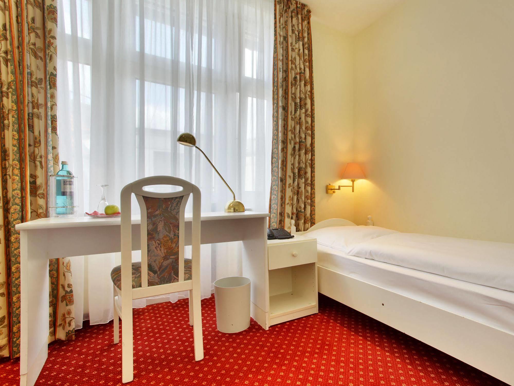 Hotel Bellmoor Im Dammtorpalais Αμβούργο Δωμάτιο φωτογραφία